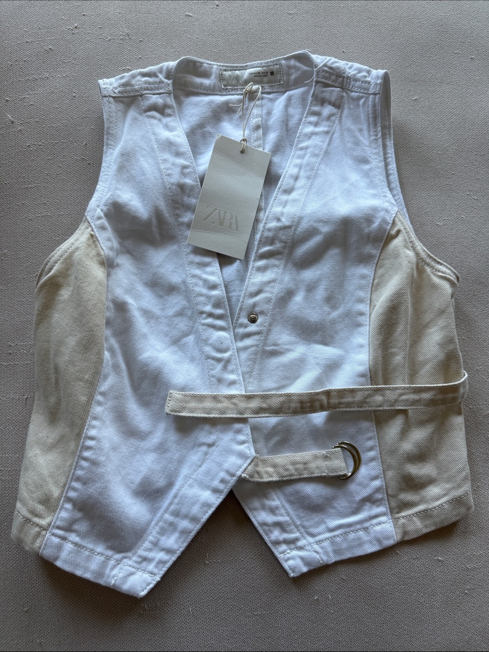 Zara White & Cream Belted Vest Shorts